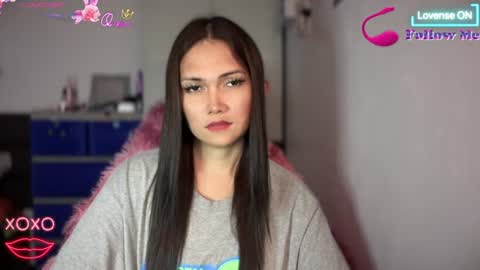 Snapshot of naisha143 chatting on June 14, 2:24 am MARY MAE online show from June 14, 2:24 am