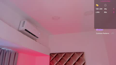 INSTAGRAM  m2221     online show from December 2, 4:09 pm