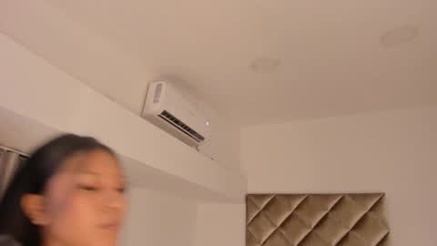 INSTAGRAM  m2221     online show from February 5, 10:30 am