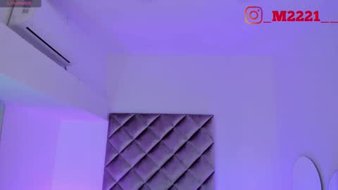 INSTAGRAM  m2221     online show from March 10, 10:37 am