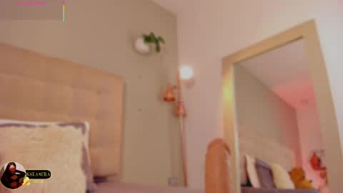Snapshot of nakamura_san chatting on April 6, 10:05 am INSTAGRAM m2221 online show from April 6, 10:05 am