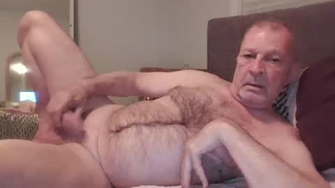 Naked4Ladies online show from July 19, 5:33 am