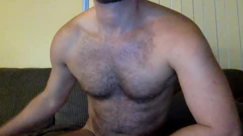 naked_dude25 online show from February 11, 8:26 am