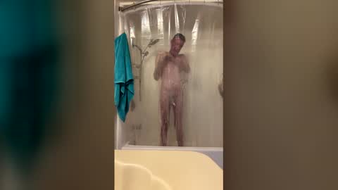 nakedhandymanaz online show from May 17, 1:51 pm
