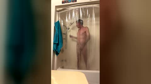 nakedhandymanaz online show from June 3, 4:59 am