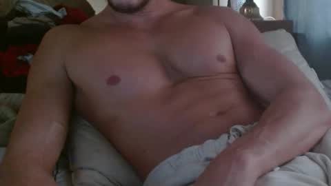 nakeDwoodBbetter online show from February 5, 9:50 pm