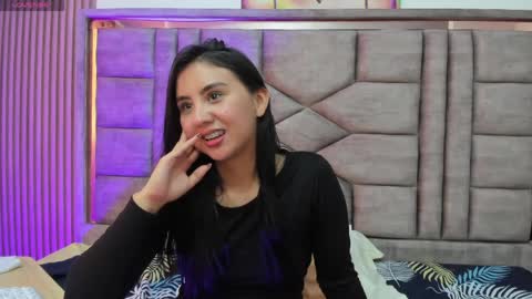 Snapshot of nala_cuty chatting on May 27, 6:27 pm Nala online show from May 27, 6:27 pm