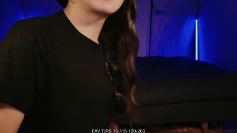 Onlyf4s nalalan29 online show from March 27, 6:19 am