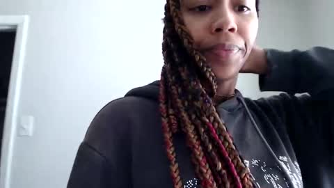 Snapshot of nalanilove chatting on May 5, 5:43 pm I Am The Wild Truth online show from May 5, 5:43 pm