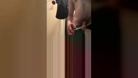 Snapshot of naluboi2lit chatting on May 15, 6:26 pm naluboi2lit online show from May 15, 6:26 pm