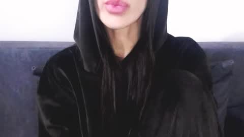 Lady online show from February 5, 4:33 pm