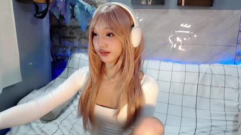 Nami online show from July 28, 9:25 pm