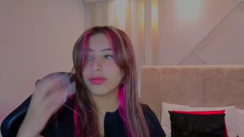 Snapshot of nami_sweet_ chatting on October 13, 12:38 pm nami_sweet_ online show from October 13, 12:38 pm