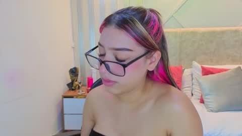 Snapshot of nami_sweet_ chatting on October 31, 4:02 am nami_sweet_ online show from October 31, 4:02 am