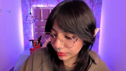 nami_usagi online show from December 11, 2:33 pm