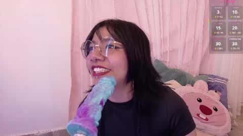 nami_usagi online show from June 11, 6:06 pm