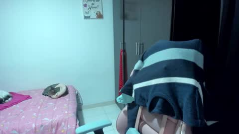 Nami online show from February 15, 5:09 am