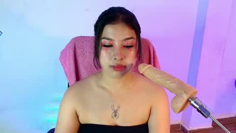 Snapshot of namiko_park_ chatting on June 10, 10:19 pm namiko_park_ online show from June 10, 10:19 pm