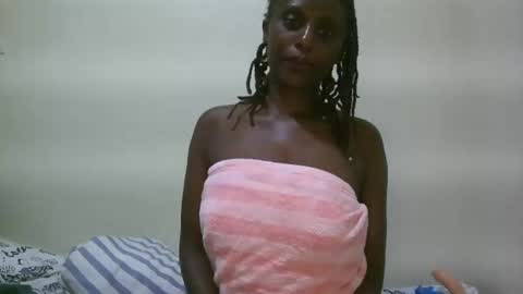 Snapshot of nana2095 chatting on July 8, 6:01 pm nana2095 online show from July 8, 6:01 pm