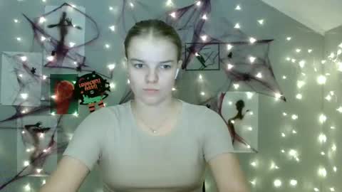 Nana online show from October 10, 8:13 am