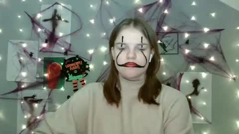 Nana online show from October 21, 8:04 am