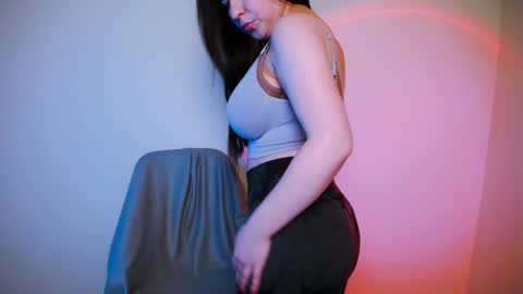 Snapshot of nanafey chatting on January 17, 1:56 pm your candy online show from January 17, 1:56 pm