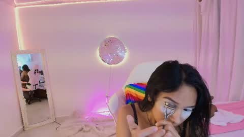samantha online show from June 18, 7:51 pm