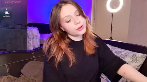 Snapshot of nancy_witch chatting on August 10, 7:01 am Nancy and Archi online show from August 10, 7:01 am