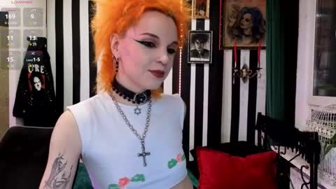 Nancy online show from February 5, 1:43 am