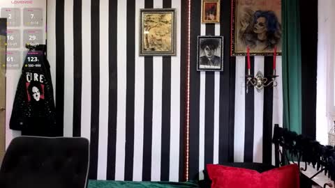 Nancy online show from February 6, 1:10 am