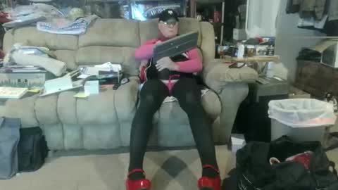 Snapshot of nancyboy_1 chatting on October 24, 12:41 am nancyboy_1 online show from October 24, 12:41 am