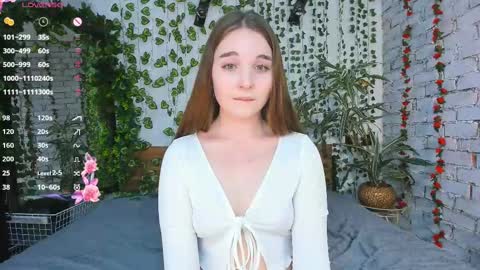 Luna online show from February 24, 3:42 pm