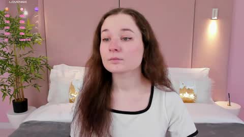 Snapshot of nancyjonson chatting on April 6, 3:04 am Nancy online show from April 6, 3:04 am