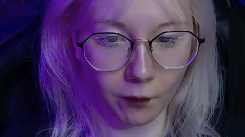nancymartinez online show from December 16, 2:27 pm
