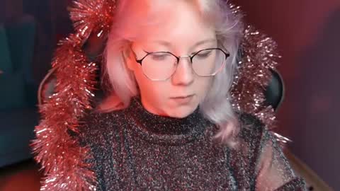 nancymartinez online show from December 24, 5:16 am