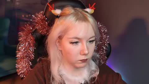 nancymartinez online show from December 25, 7:13 pm