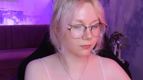 nancymartinez online show from December 27, 7:24 pm