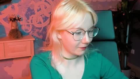nancymartinez online show from January 17, 8:24 am