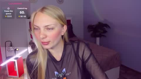 Snapshot of nancysummer chatting on June 21, 9:34 am NancySummer online show from June 21, 9:34 am