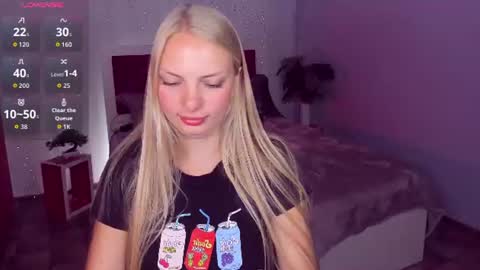 Snapshot of nancysummer chatting on July 24, 10:24 am NancySummer online show from July 24, 10:24 am