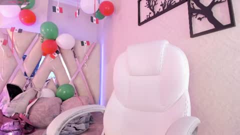 anna online show from June 13, 9:13 pm
