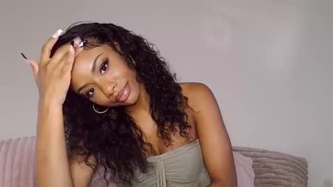 Snapshot of nanneyrose chatting on November 24, 7:35 pm Nanneypooh online show from November 24, 7:35 pm