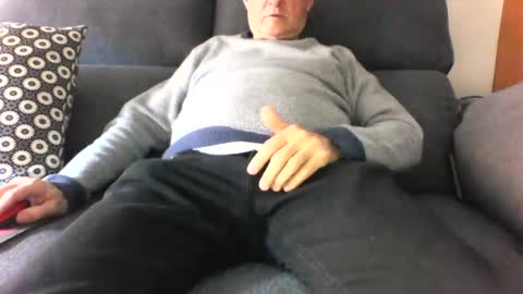 nano22968832 online show from January 12, 12:44 pm