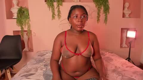 Snapshot of nanymoreno chatting on October 9, 12:14 pm nanymoreno online show from October 9, 12:14 pm