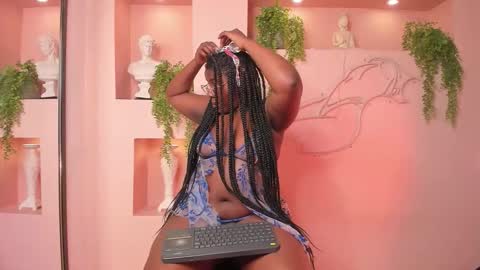 Snapshot of nanymoreno chatting on October 11, 12:15 pm nanymoreno online show from October 11, 12:15 pm