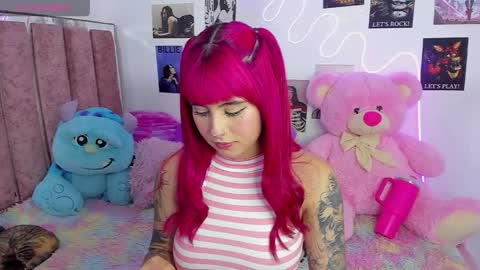 Naoko online show from May 9, 3:56 am