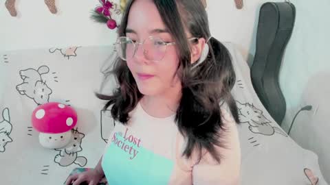  Naoko  online show from December 14, 2:01 am