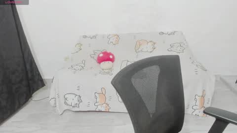  Naoko  online show from June 8, 1:09 am