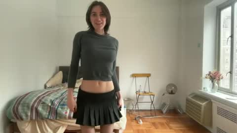 Naomi      online show from June 14, 10:34 pm