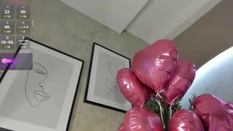 Naomi  online show from February 19, 1:40 am